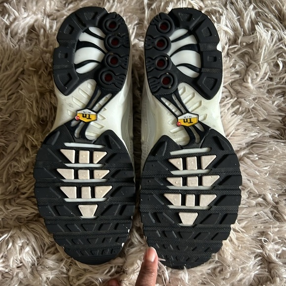 NIke Air Max Plus Premium Women's Shoe Size 8 - Picture 9 of 9